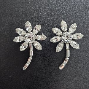 Vintage & Rare Rhinestone Flower Brooches Qty 2